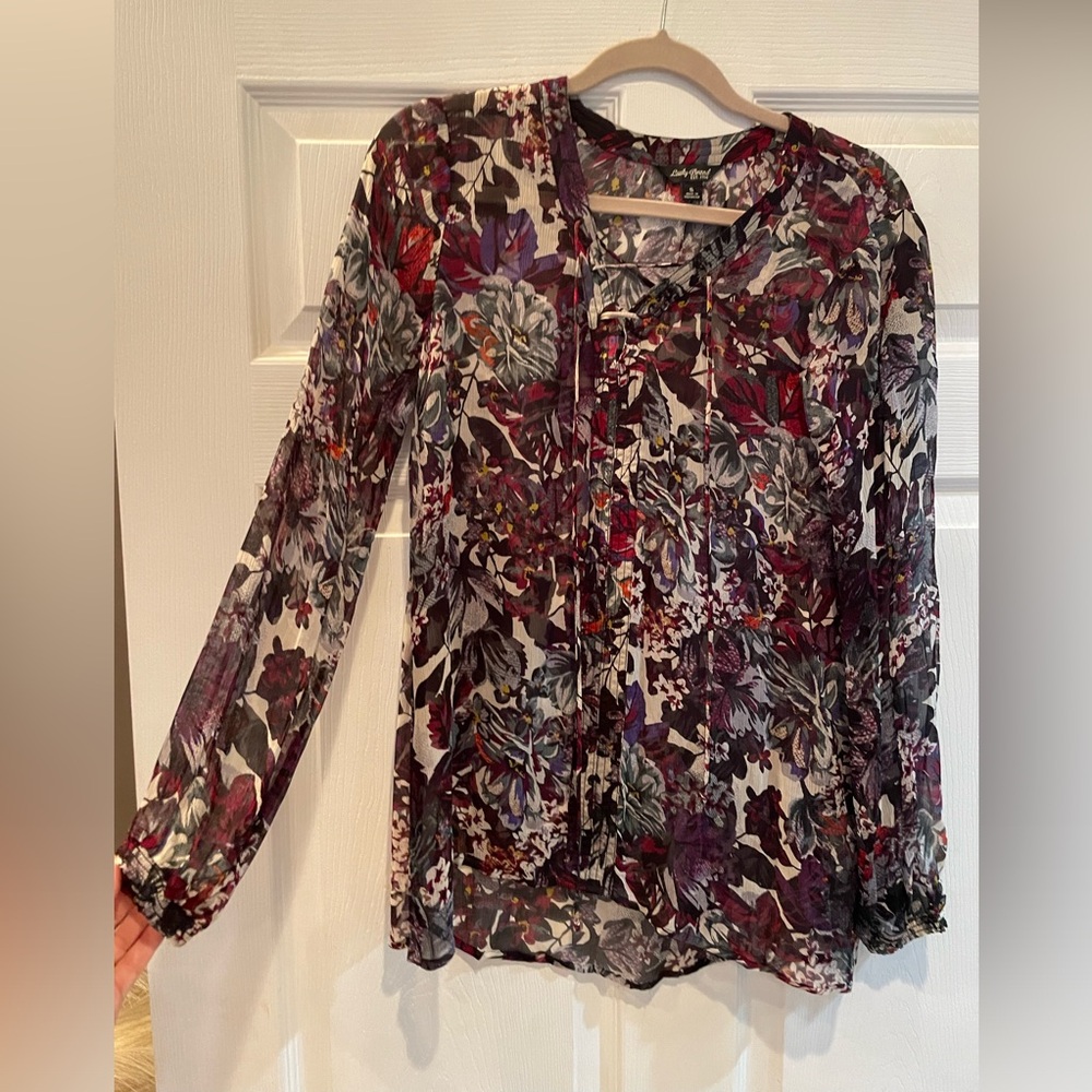 Lucky brand blouse size small